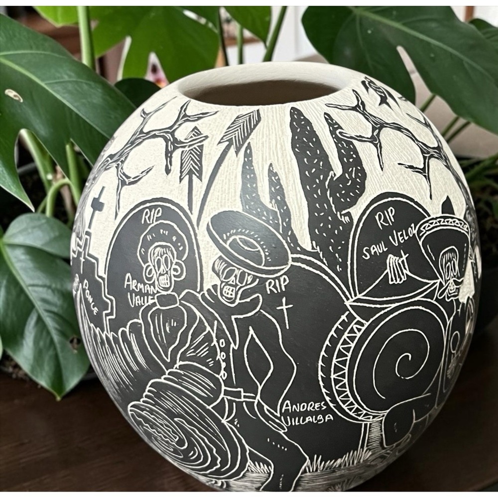 Mata Ortiz Pottery Hilario Quezada Jr Day Of Dead Olla Vase Sgraffito Mexico Art